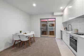 4/1 Matuhi Rise, Henderson