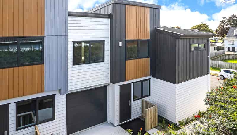 26B Cape Road, Mangere