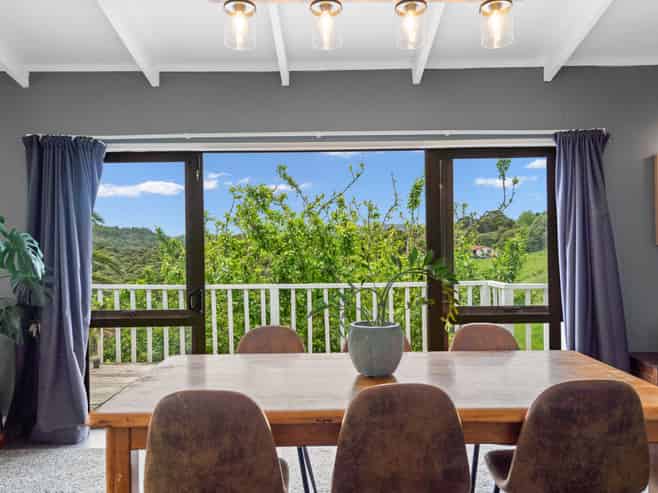 15 Ormiston Road, Mangapai and Surrounds