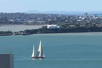 2203/10 Waterloo Quadrant, Auckland Central