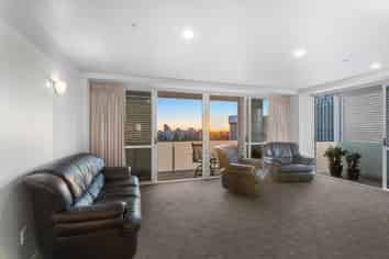 2203/10 Waterloo Quadrant, Auckland Central