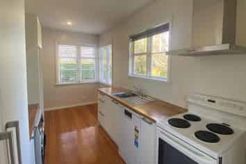 9 Paeroa Street, Riccarton