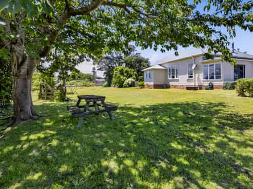 207 Egmont Street, Patea