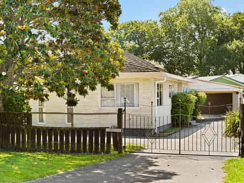 12 Vennell Street, Leamington