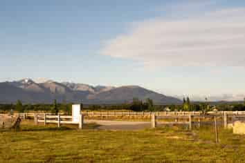 6 Cameron Place, TWIZEL