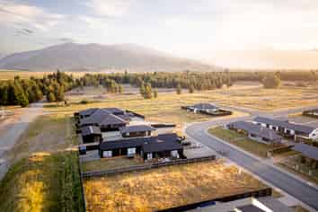 13 Aoraki Crescent, TWIZEL