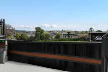 1-6&10-20/42 Captain Scott Road, Glen Eden