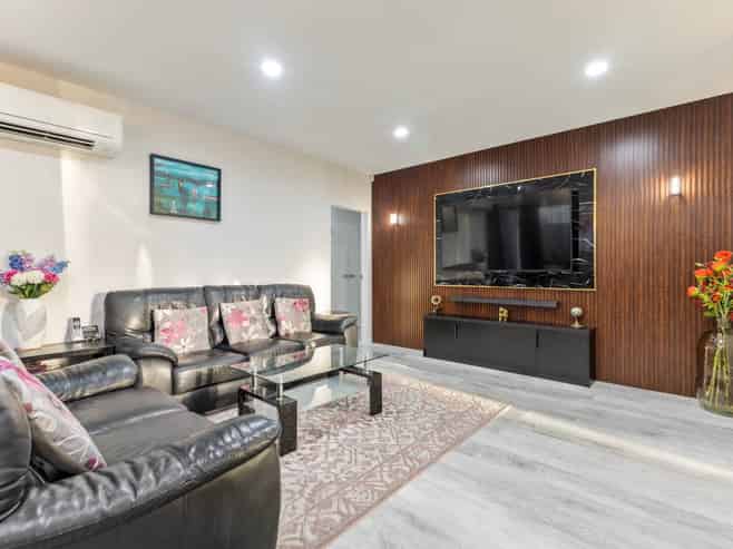 19 Treestump Road, Takanini