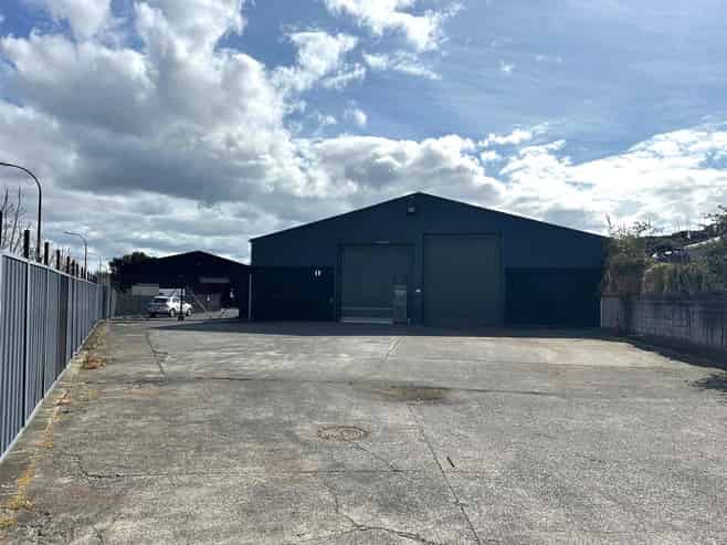 CBRE | Versatile Warehouse + Yard on Neilson St