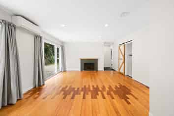 54 Banbury Crescent, Fairfield