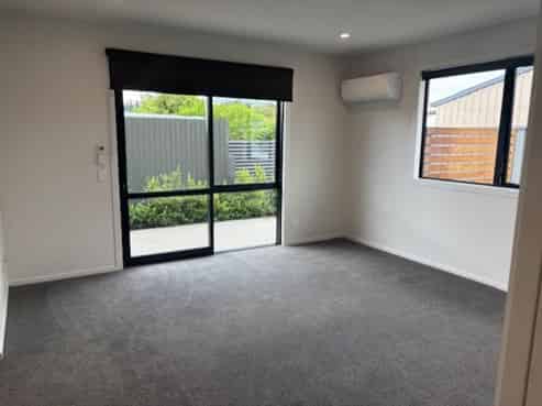 25a Royal Terrace, Alexandra