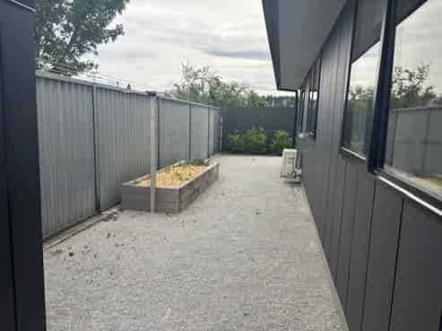 25a Royal Terrace, Alexandra