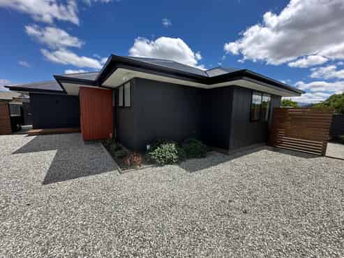 25a Royal Terrace, Alexandra