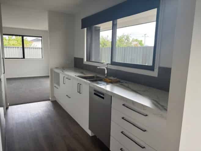 25a Royal Terrace, Alexandra