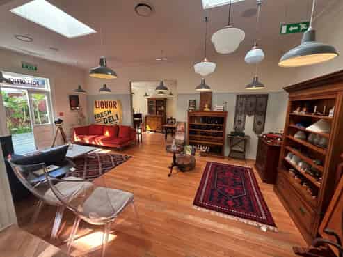 Refined Character Opportunity on Jackson Street