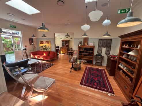 Refined Character Opportunity on Jackson Street