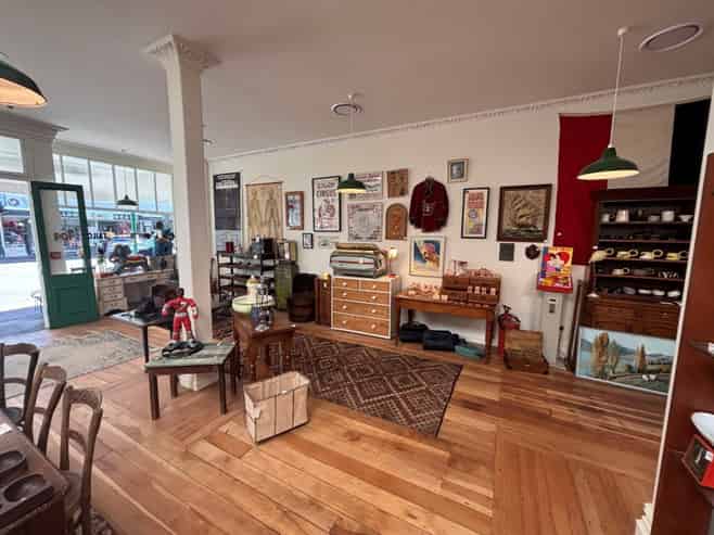 Refined Character Opportunity on Jackson Street