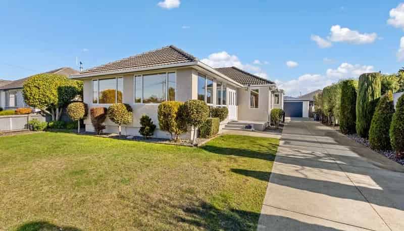 21 Olivine Street, Shirley