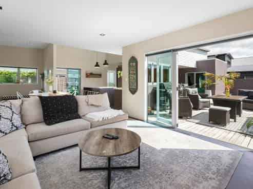 12 Palm Grove, Waihi Beach