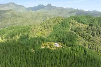 112 Hikuai School Road, Hikuai, Tairua