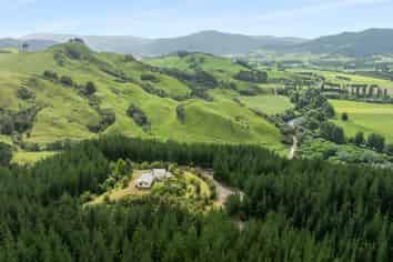 112 Hikuai School Road, Hikuai, Tairua