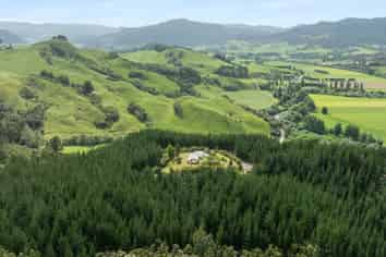 112 Hikuai School Road, Hikuai, Tairua