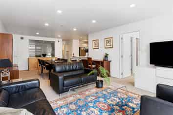 1I/175 Hurstmere Road, Takapuna