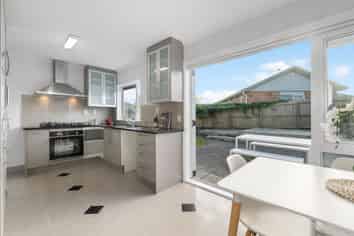 35 Bernina Place, Weymouth