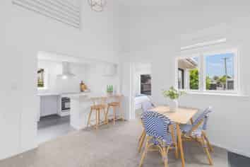 123 Estuary Road, South New Brighton