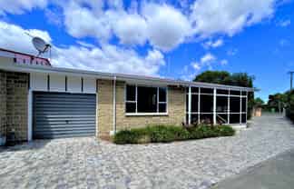 11A Burden Street, Redwoodtown