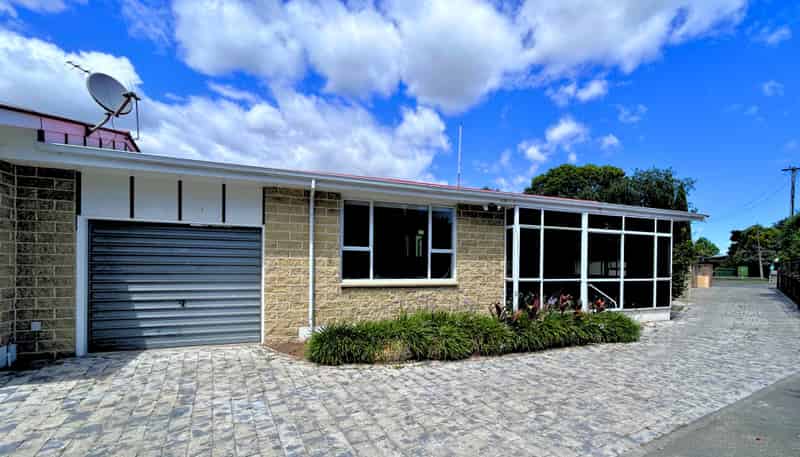 11A Burden Street, Redwoodtown