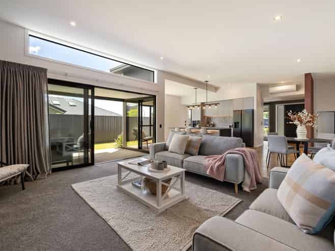 55 Wallis Drive, CROMWELL