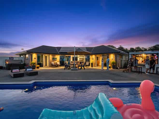 231 Brooks Road, Waipu