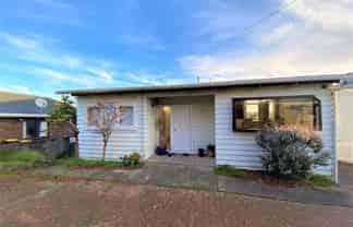 4 Sheehan Road, Te Atatu South