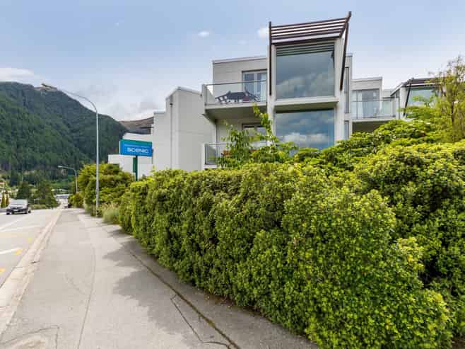 9113/21 Stanley Street, Queenstown