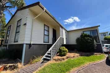 12 Garton Drive, Massey