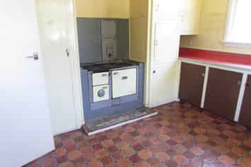 39 Cambridge Street, Tapanui