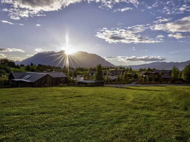 13 Pendeen Crescent, Jacks Point