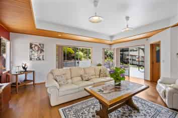 10 Windleborn Place, Richmond