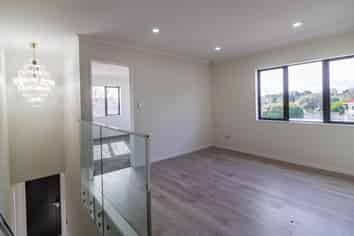 7 Maxwell Avenue, Papatoetoe