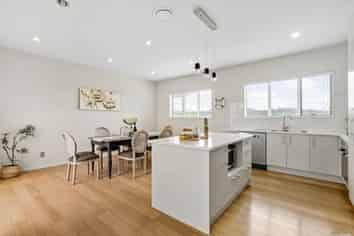 24 Hatfield Place, Albany