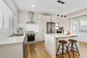 24 Hatfield Place, Albany