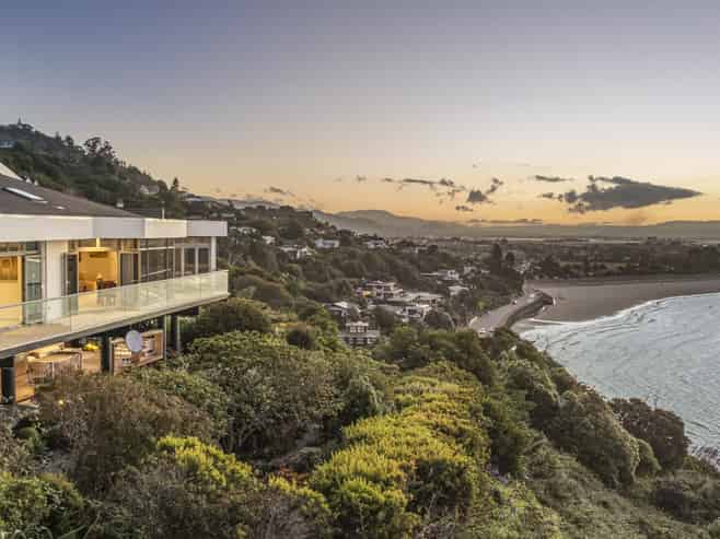 36A The Cliffs, Britannia Heights