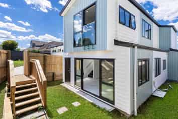 2/19 Cornwall Road, Papatoetoe