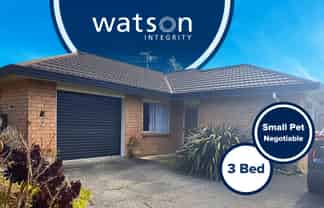 18 Villa Grove, Paraparaumu