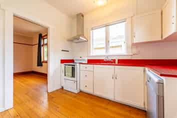 14 Clyde Street, Oamaru