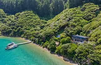  Burneys Beach, Arapaoa Island