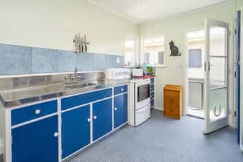 2/4 Otterson Street, Tahunanui