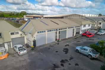 80sqm industrial factory/lock up