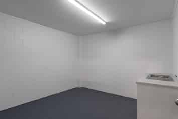 80sqm industrial factory/lock up